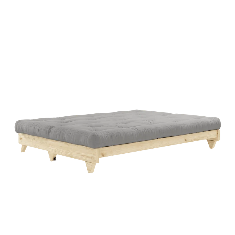 Canapé-lit en pin massif avec matelas en coton gris 140x200cm Fresh - Karup Design