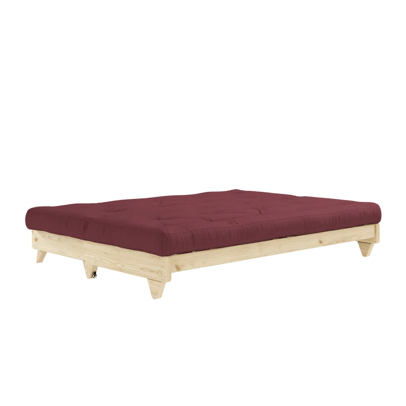 Canapé-lit en pin massif avec matelas en coton bordeaux 140x200cm Fresh - Karup Design