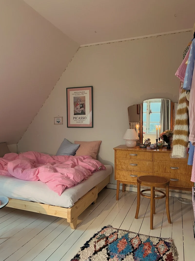 Canapé-lit en pin massif avec matelas en coton natural 140x200cm Fresh - Karup Design