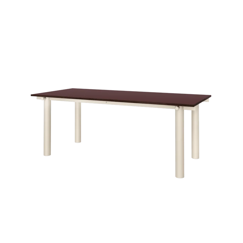 Table à manger en chêne bordeaux et acier beige clair 200x90cm Atura - Ferm living