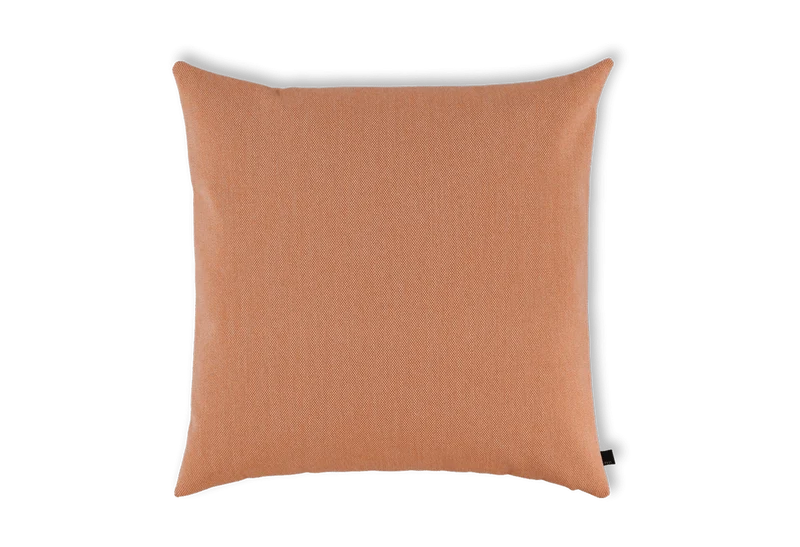 Coussin carré en laine rose orangé 45x45cm Eli - Fest Amsterdam