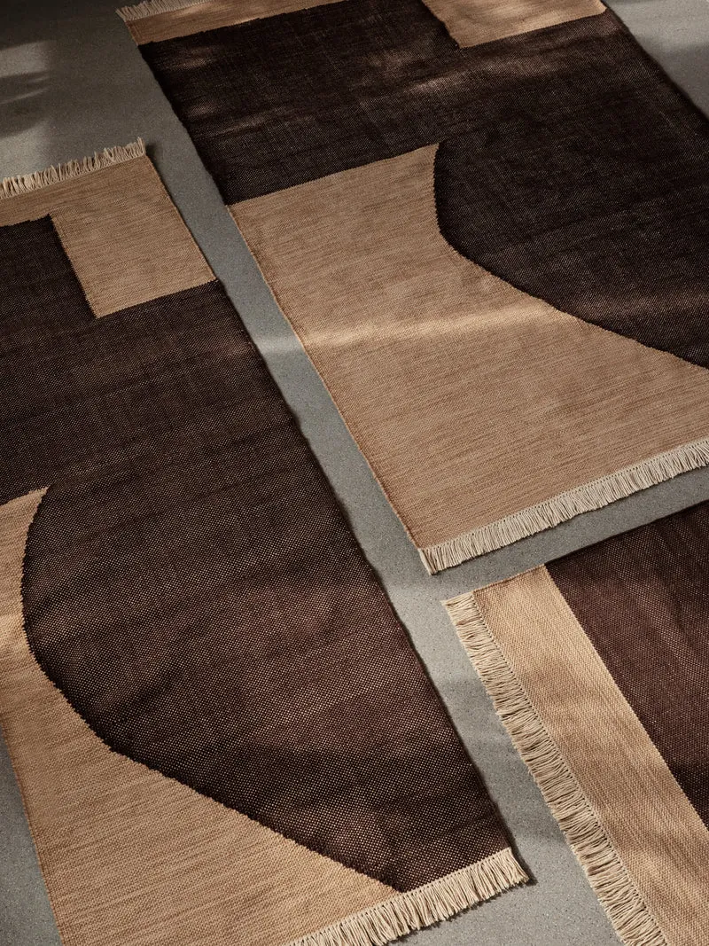 Ferm Living Forene Teppich - 140 x 200 - Tan/Chocolate