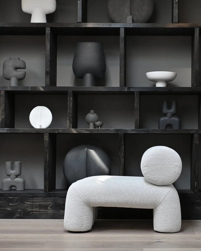 Fauteuil design en tissu bouclé blanc cassé Foku - 101 COPENHAGEN