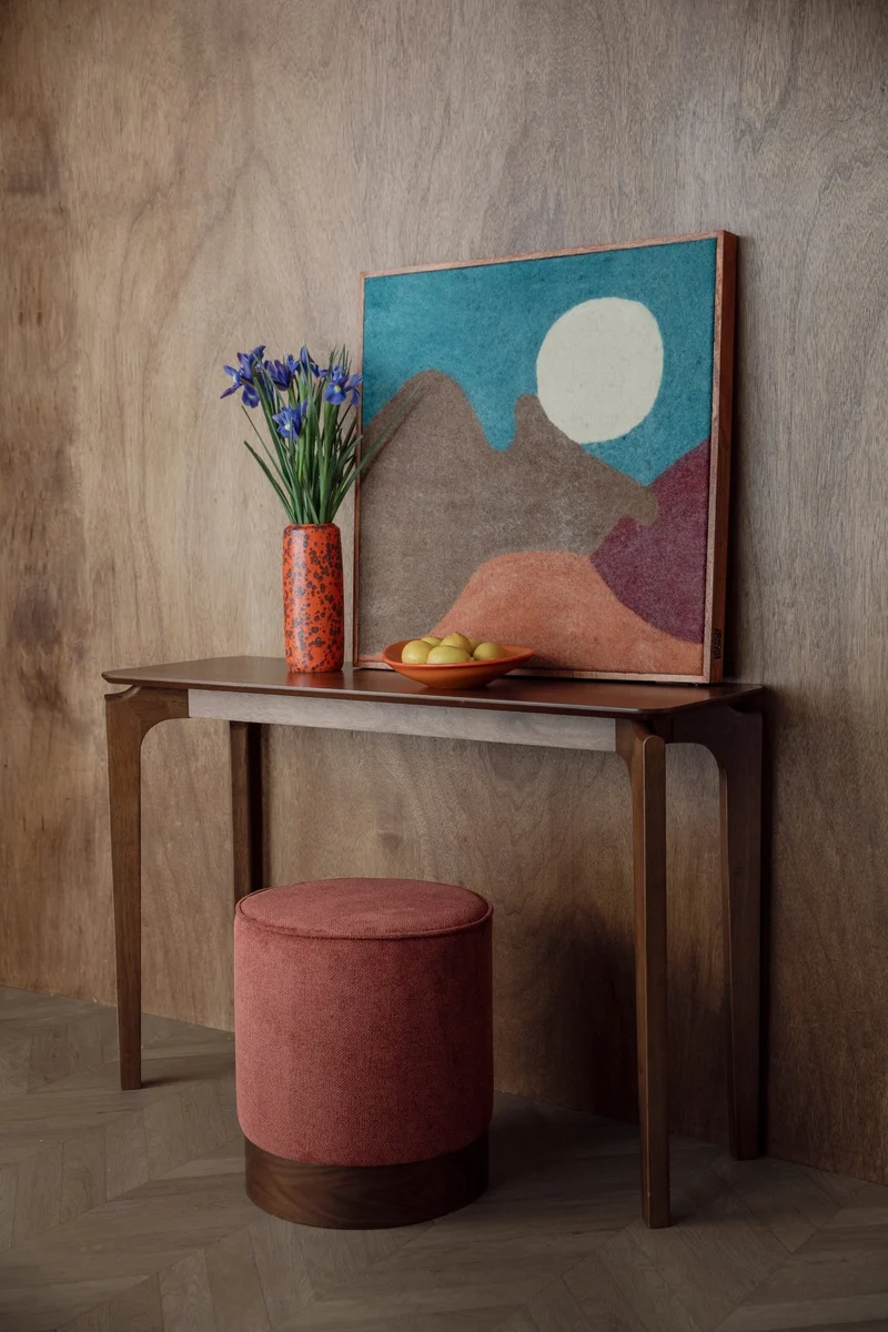 Tabouret rond en tissu rouge et bois d'hévéa 41x46cm Bellevue - Dutchbone