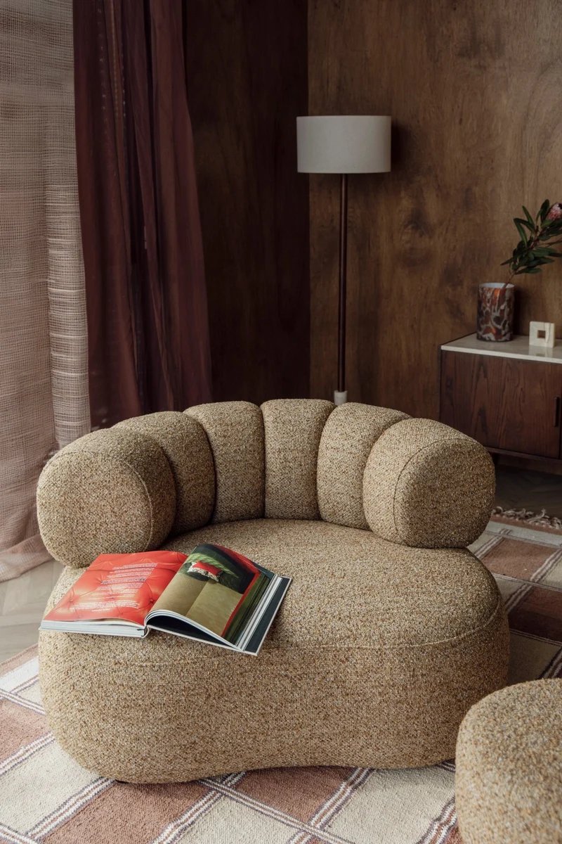 Canapé arrondi en tissu marron 120x98x66cm Georgia - Dutchbone