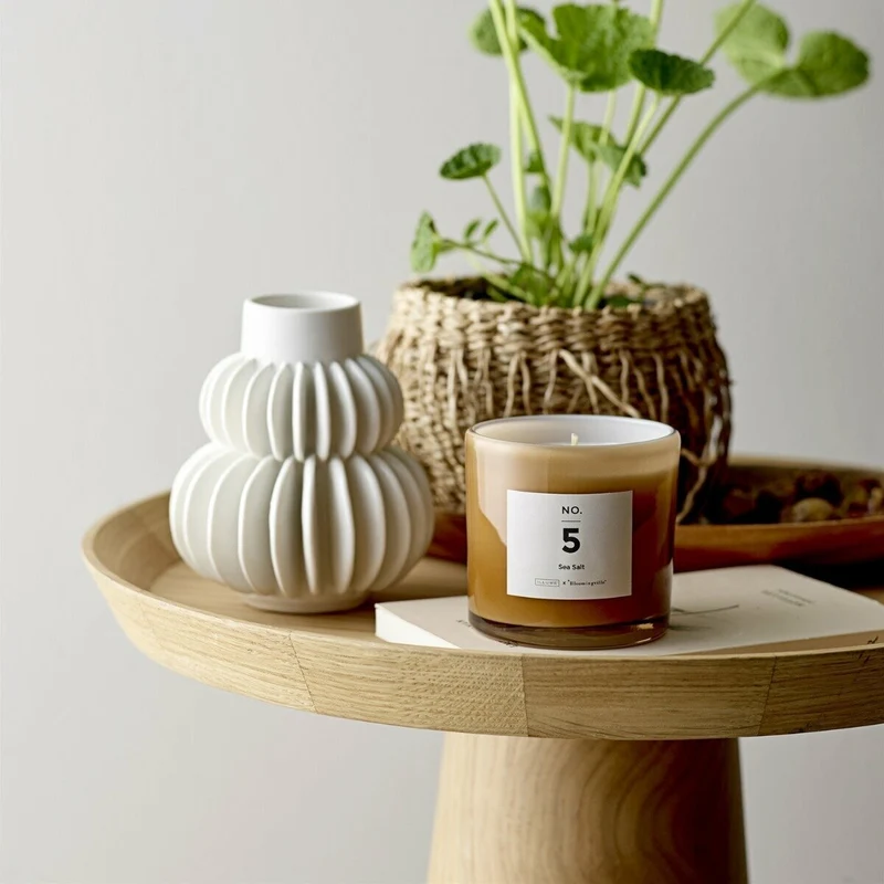 Table d'appoint en bois de chêne Luana - Bloomingville