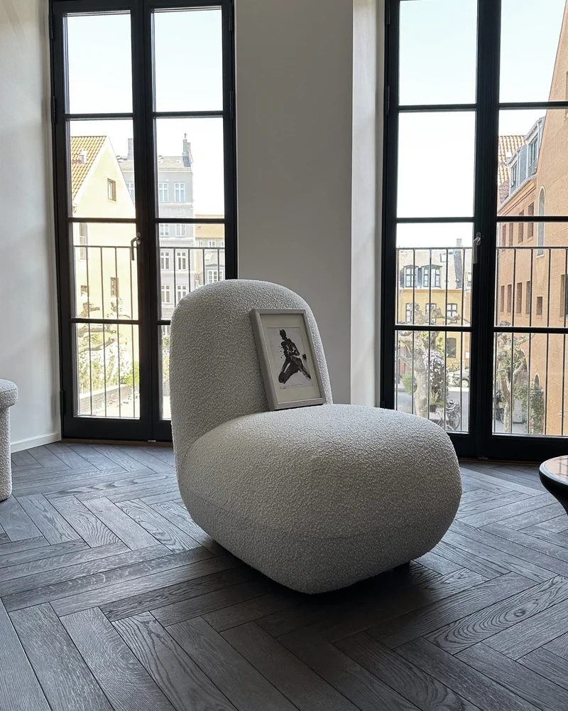 Fauteuil en tissu bouclé banc cassé Toe - 101 COPENHAGEN