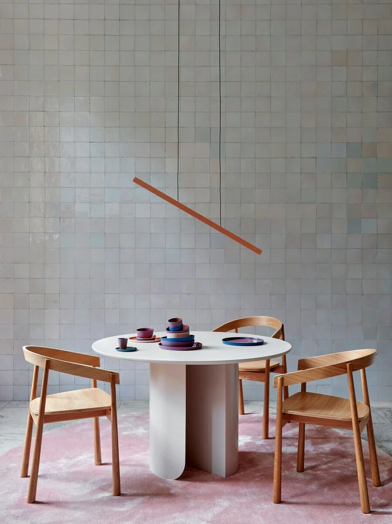 Table à manger ronde en chêne beige et acier beige 120x74cm Plateau - Fest Amsterdam
