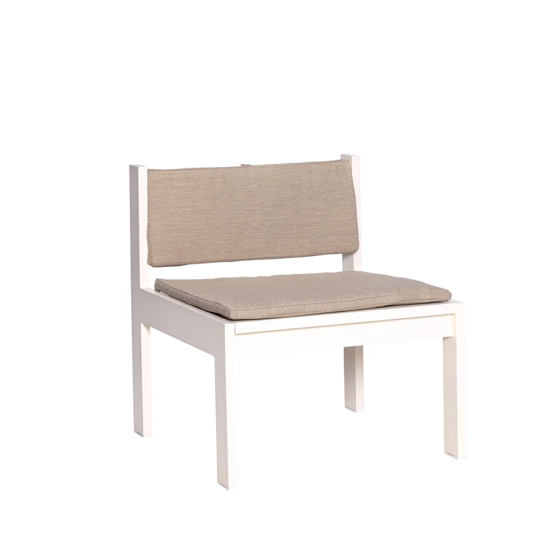 Fauteuil de jardin en acier beige et coussins beige sable Haus - Hübsch