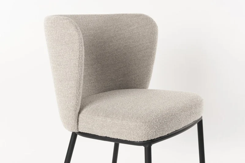 Chaise en tissu beige et métal noir Marius - The Cool Republic