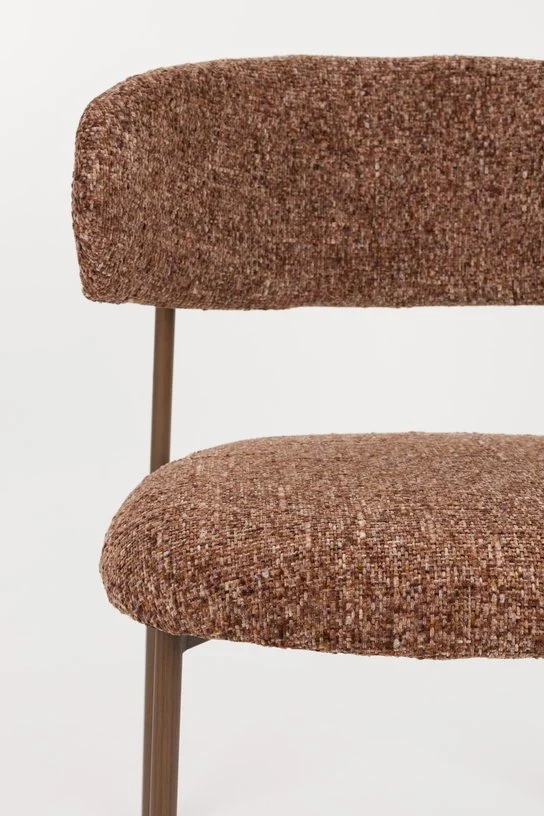 Chaise en tissu marron rouge Finn - The Cool Republic