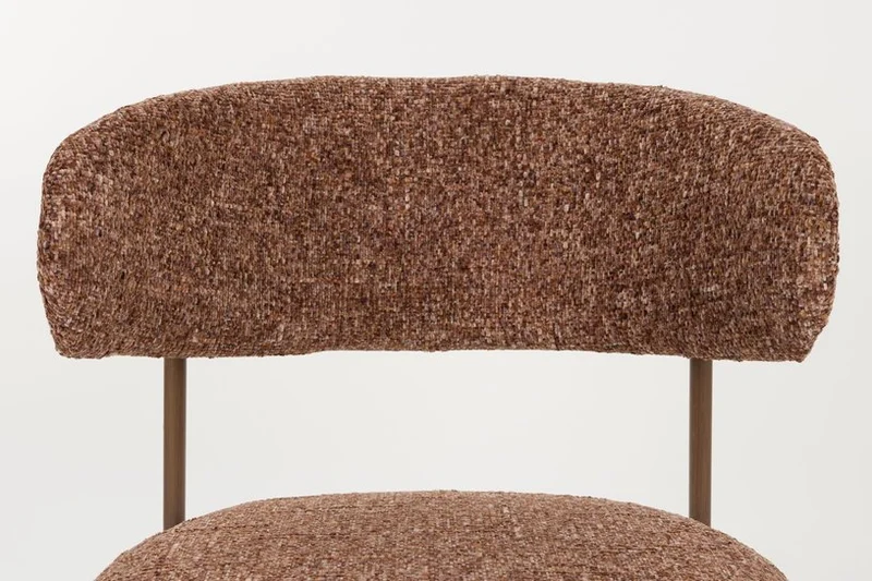 Chaise en tissu marron rouge Finn - The Cool Republic