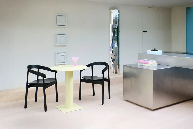 Table de bistrot en métal jaune 70x75cm Kit - Fest Amsterdam