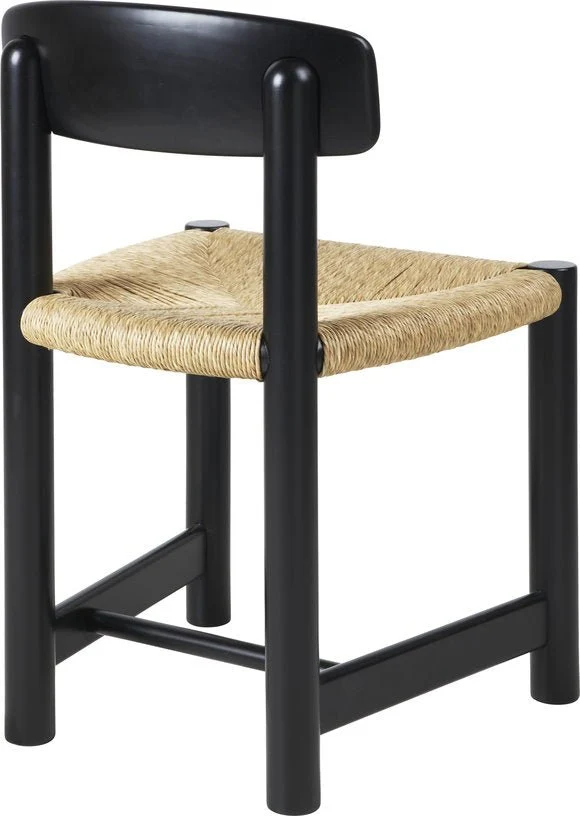 Chaise en bois de pin noir Daumiller - Gubi
