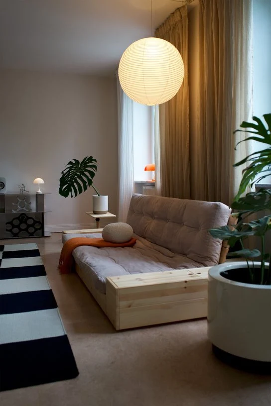 Canapé convertible en pin 244x166cm avec son futon sand et ses deux rangements Base - Karup Design