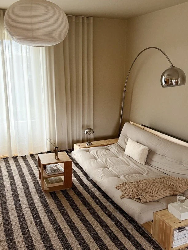 Canapé convertible en pin 244x166cm avec son futon soft chalk et ses rangements Base - Karup Design