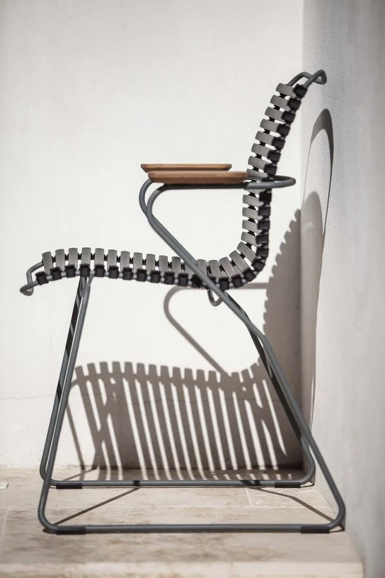 Chaise en métal et plastique jaune citron avec accoudoirs 60x90cm Click - Houe