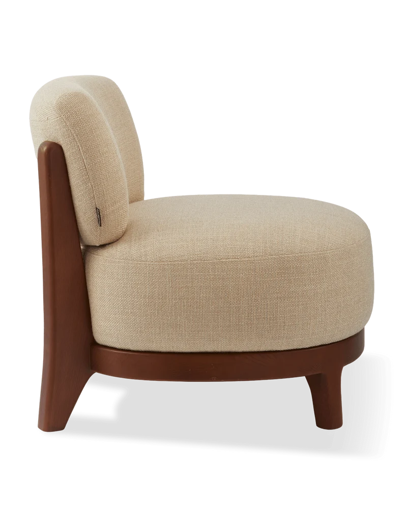 Fauteuil rond en tissu beige et bois de frêne Smooth Fizz - Pols Potten