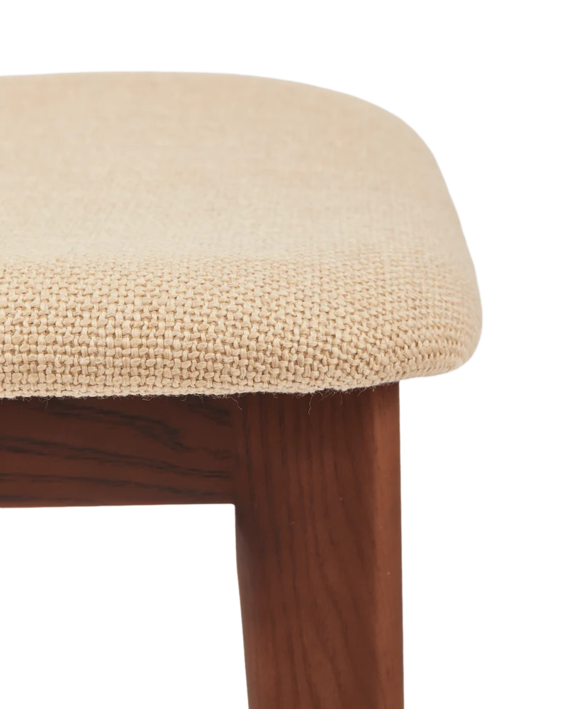 Chaise de salle à manger en tissu beige et bois de frêne Smooth Happy Days - Pols Potten