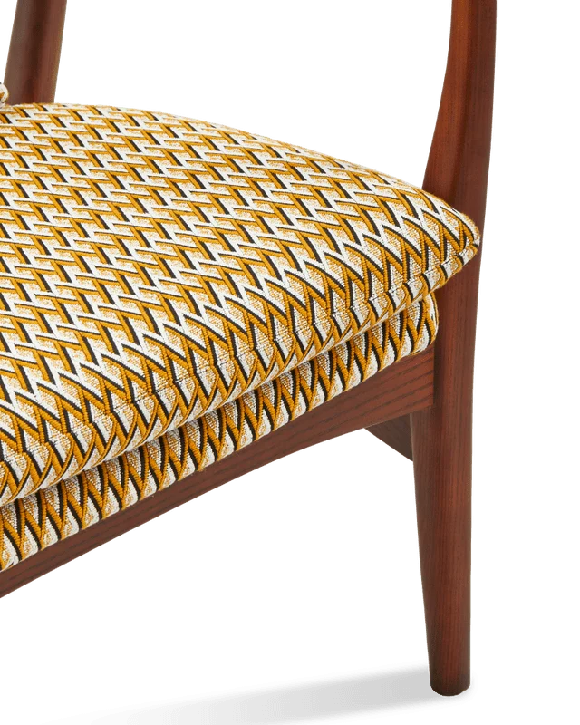 Fauteuil en tissu à motif jaune et bois de frêne Geo Peggy - Pols Potten