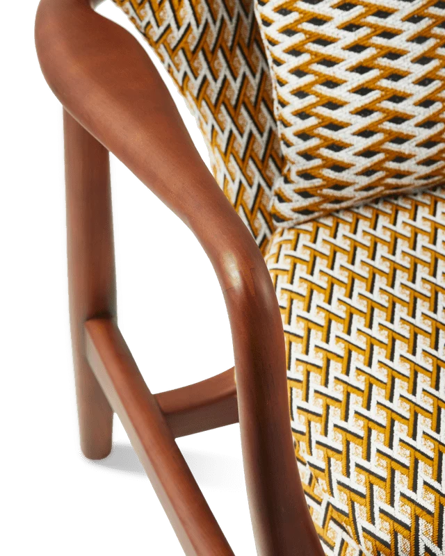 Fauteuil en tissu à motif jaune et bois de frêne Geo Peggy - Pols Potten