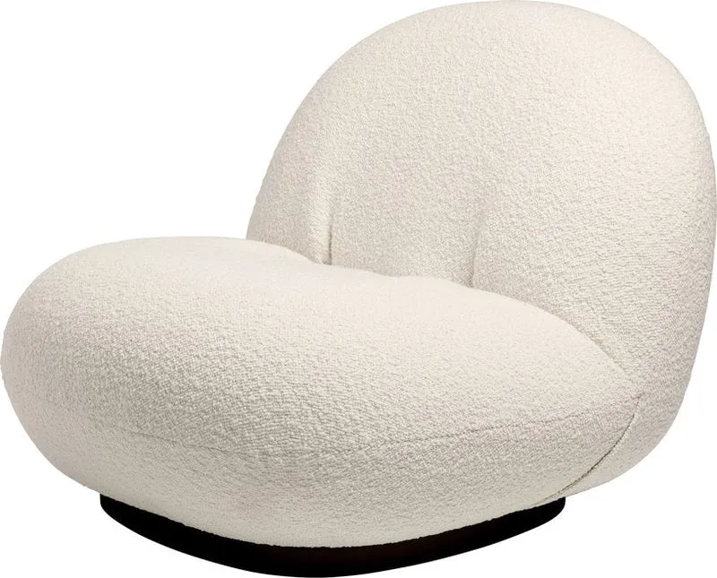 Fauteuil lounge en tissu karakorum dedar blanc et métal noir Pacha - Gubi