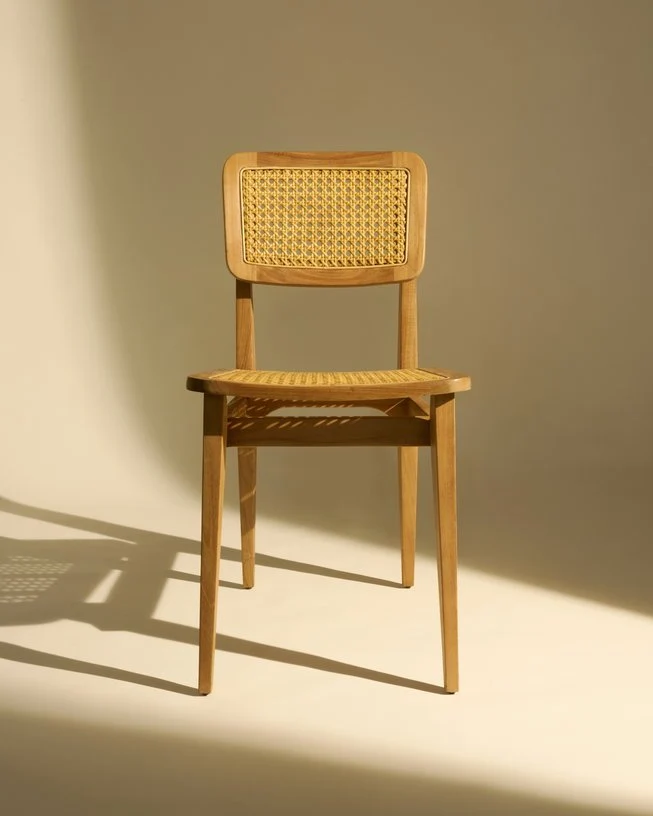 Chaise de jardin en bois de teck et cannage C-Chair - Gubi