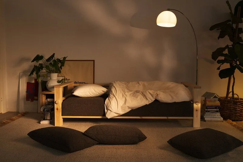 Canapé en pin et son futon mellow brown 94x225x82cm Bare - Karup Design