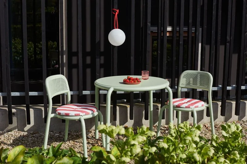 Chaise de jardin en aluminium vert clair Toni - Fatboy