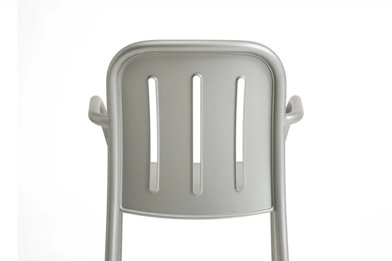 Chaise de jardin avec accoudoirs en métal gris argenté Deville - HAY