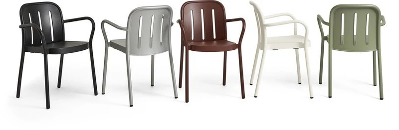 Chaise de jardin avec accoudoirs en métal vert Deville - HAY