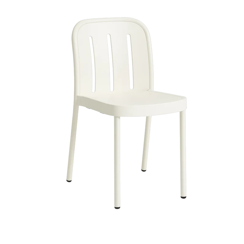 Chaise de jardin en métal blanc crème Deville - HAY