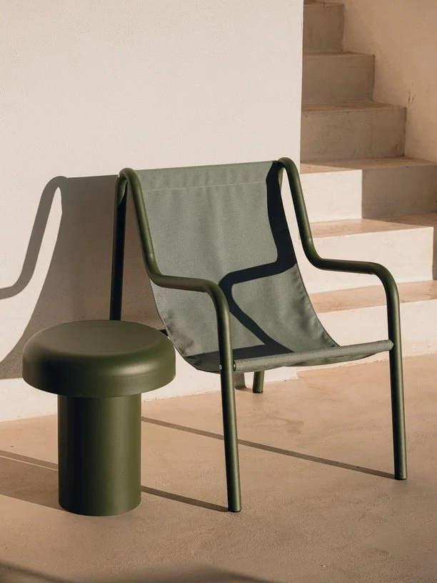 Fauteuil de jardin en acier vert forêt et tissu oléfine Nokk - noo.ma