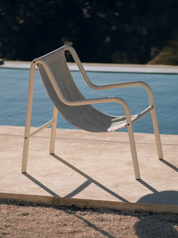 Fauteuil de jardin en acier beige et tissu oléfine Nokk - noo.ma