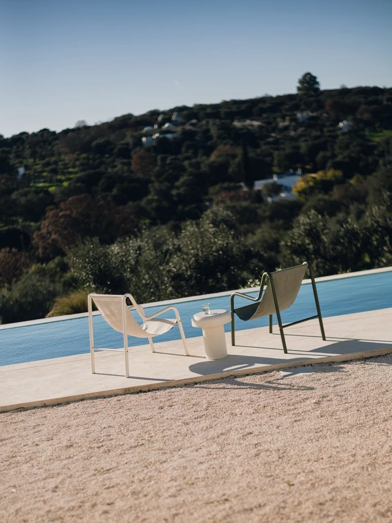 Fauteuil de jardin en acier beige et tissu oléfine Nokk - noo.ma