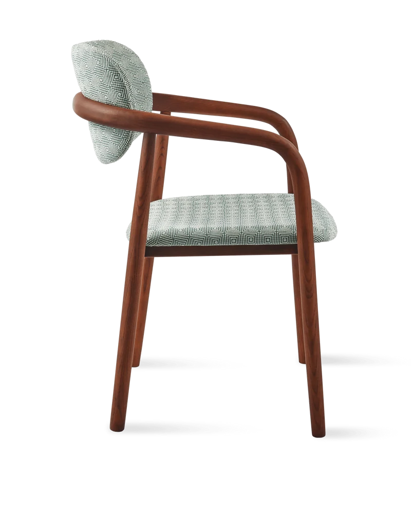 Chaise de salle à manger avec accoudoirs en tissu vert clair et bois de frêne Squared Henry - Pols Potten