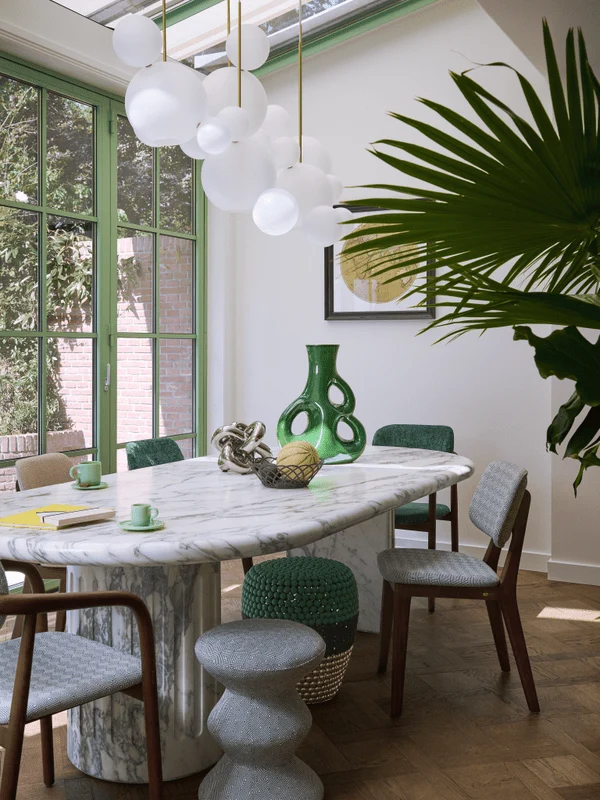 Chaise de salle à manger avec accoudoirs en tissu vert clair et bois de frêne Squared Henry - Pols Potten