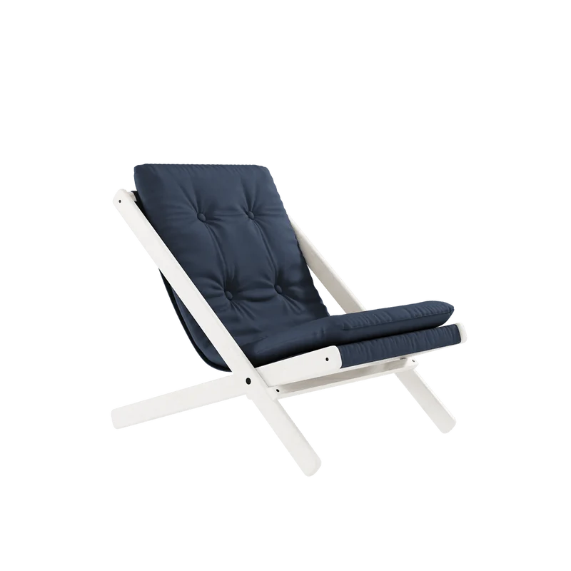 Chaise pliante en hêtre blanc et matelas en coton bleu marine 65x88x75cm Boogie raw - Karup Design