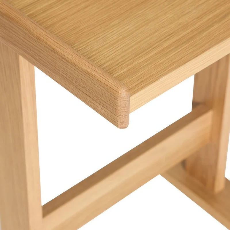 Table d'appoint en bois de chêne naturel Less - Hübsch
