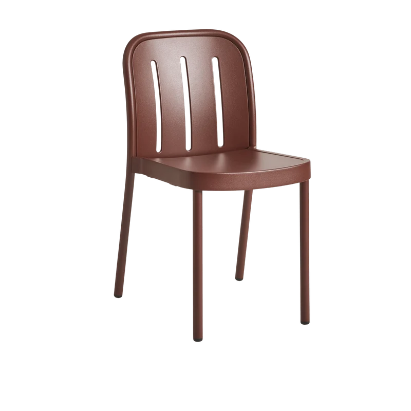 Chaise de jardin en métal rouge Deville - HAY