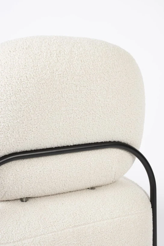 Fauteuil en tissu bouclé beige 71,5x125cm Holly - The Cool Republic