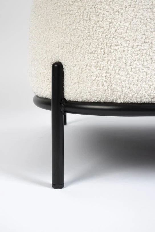 Fauteuil en tissu bouclé beige 71,5x125cm Holly - The Cool Republic