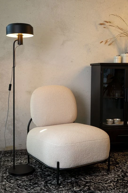 Fauteuil en tissu bouclé beige 71,5x125cm Holly - The Cool Republic