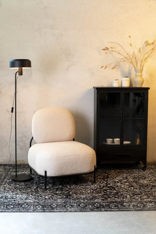 Fauteuil en tissu bouclé beige 71,5x125cm Holly - The Cool Republic