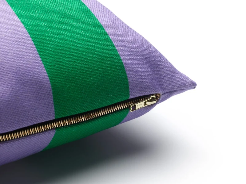 Coussin carré à rayures en tissu vert et violet 60x60cm Striped - Fest Amsterdam