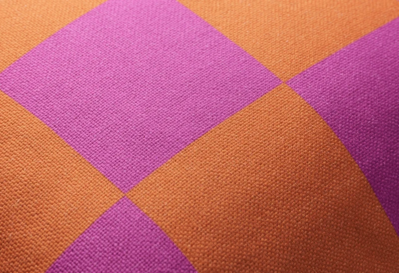 Coussin carré à carreaux en tissu violet et orange 60x60cm Striped - Fest Amsterdam