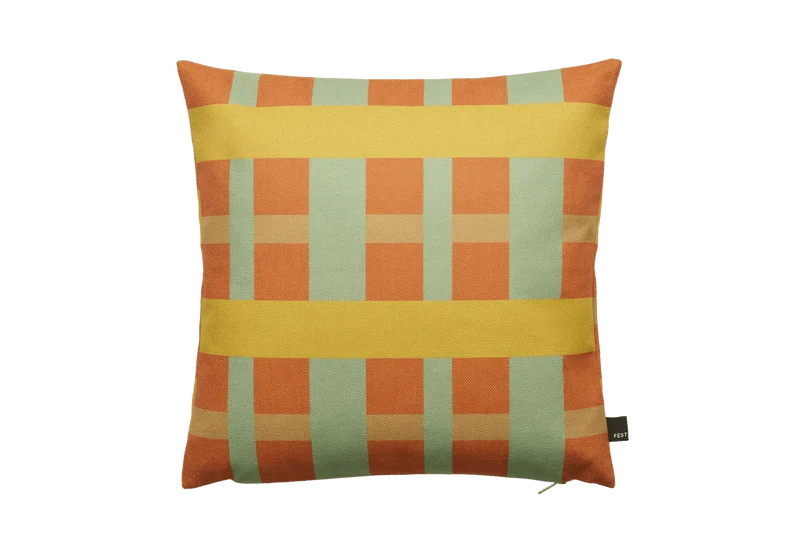 Coussin carré à carreaux en tissu vert menthe jaune et orange 45x45cm Striped - Fest Amsterdam