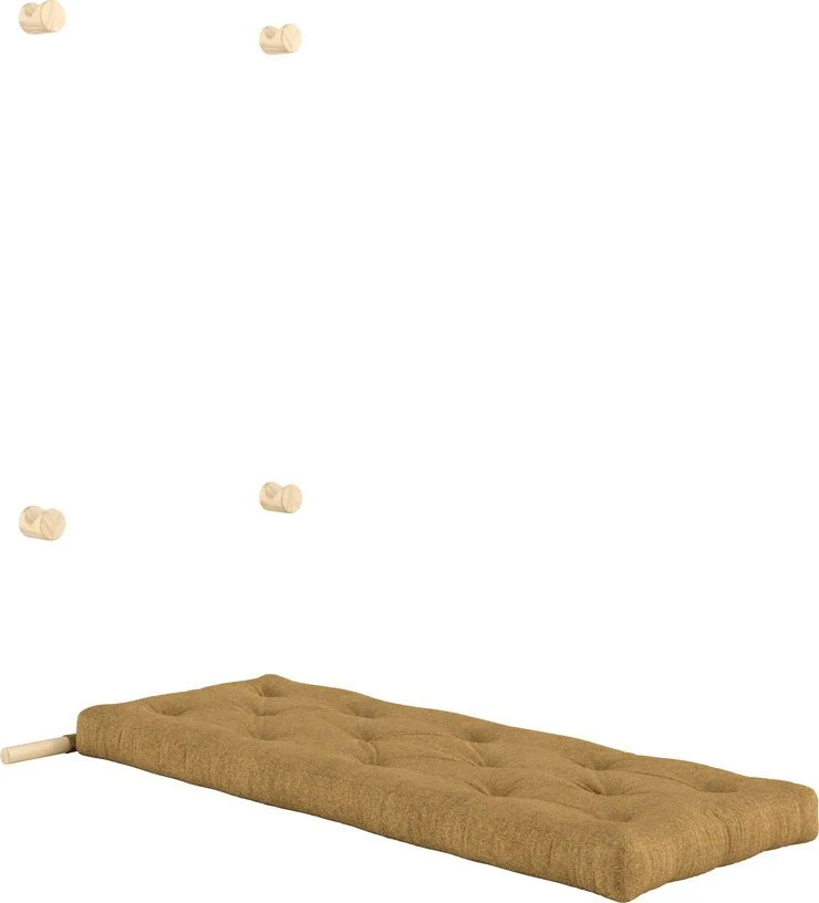Fauteuil convertible en pin 75x200cm avec son matelas ocre golden ochre Hooked raw - Karup Design