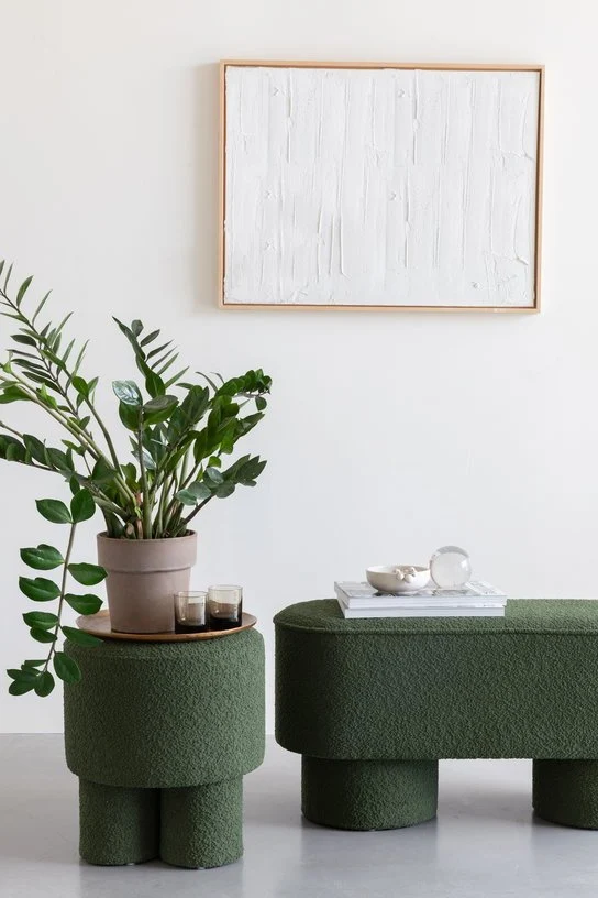 Tabouret rond en tissu vert 40x44cm Lumo - The Cool Republic