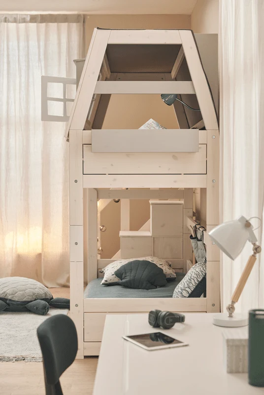 Lifetime Kidsrooms Hausbett mit Treppe - My Hangout Weiss